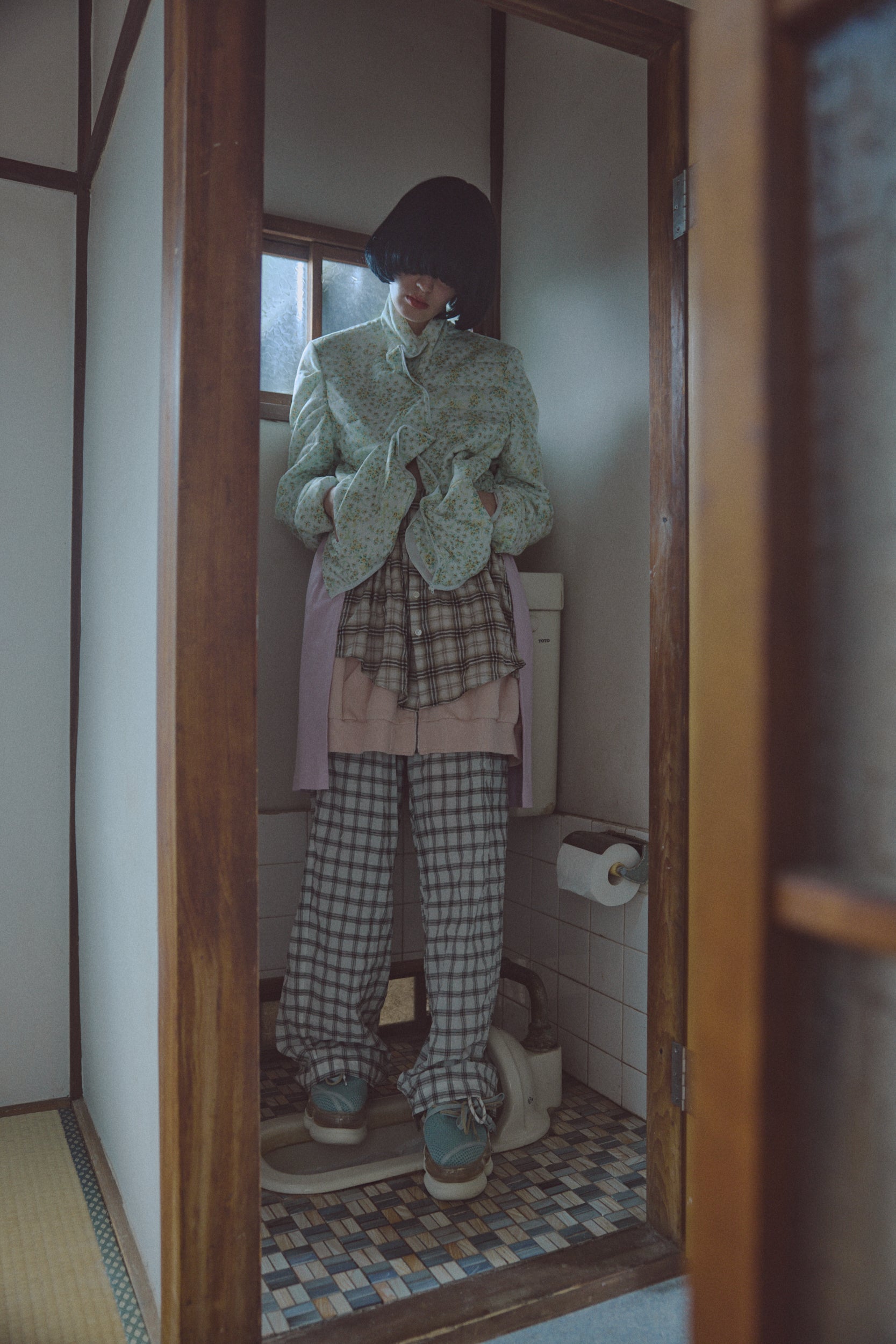 Confusing Flower Light Down Jacket / Light Green