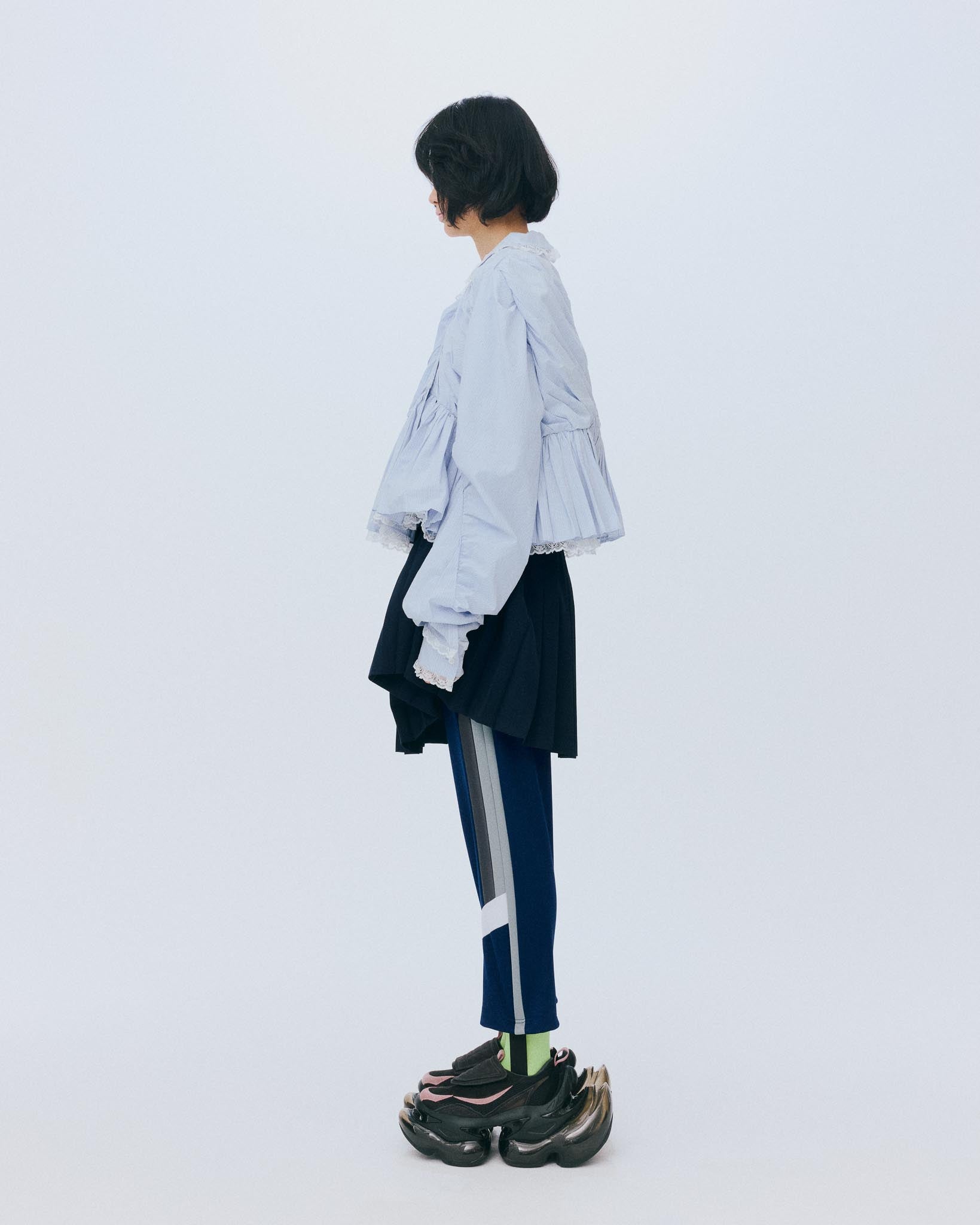 Childish Pleats Shirt / Blue – MIKIOSAKABE & JennyFax