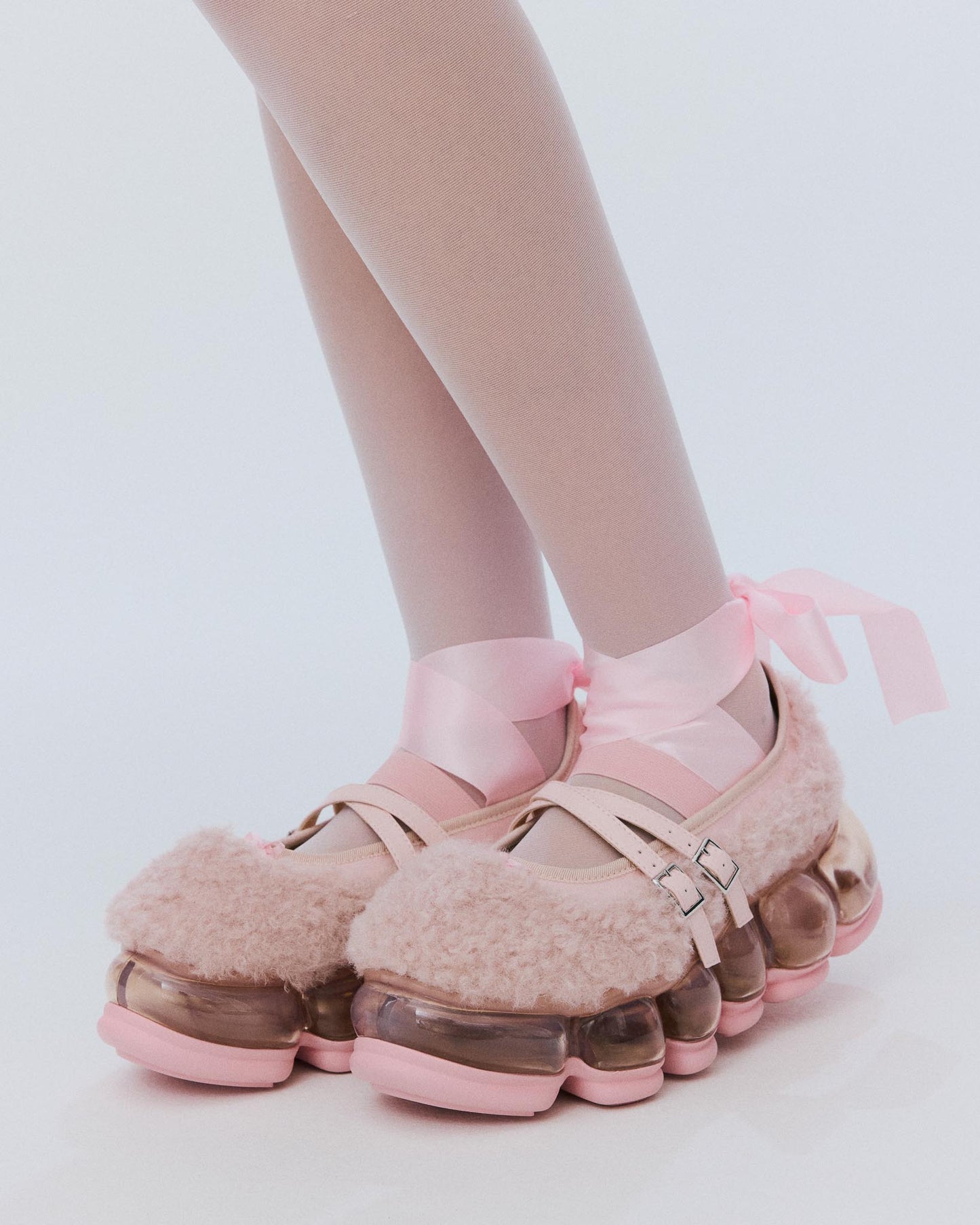 【AW26预购】New Jewelry Fur Ballet / 粉色 / MSAW26SH03