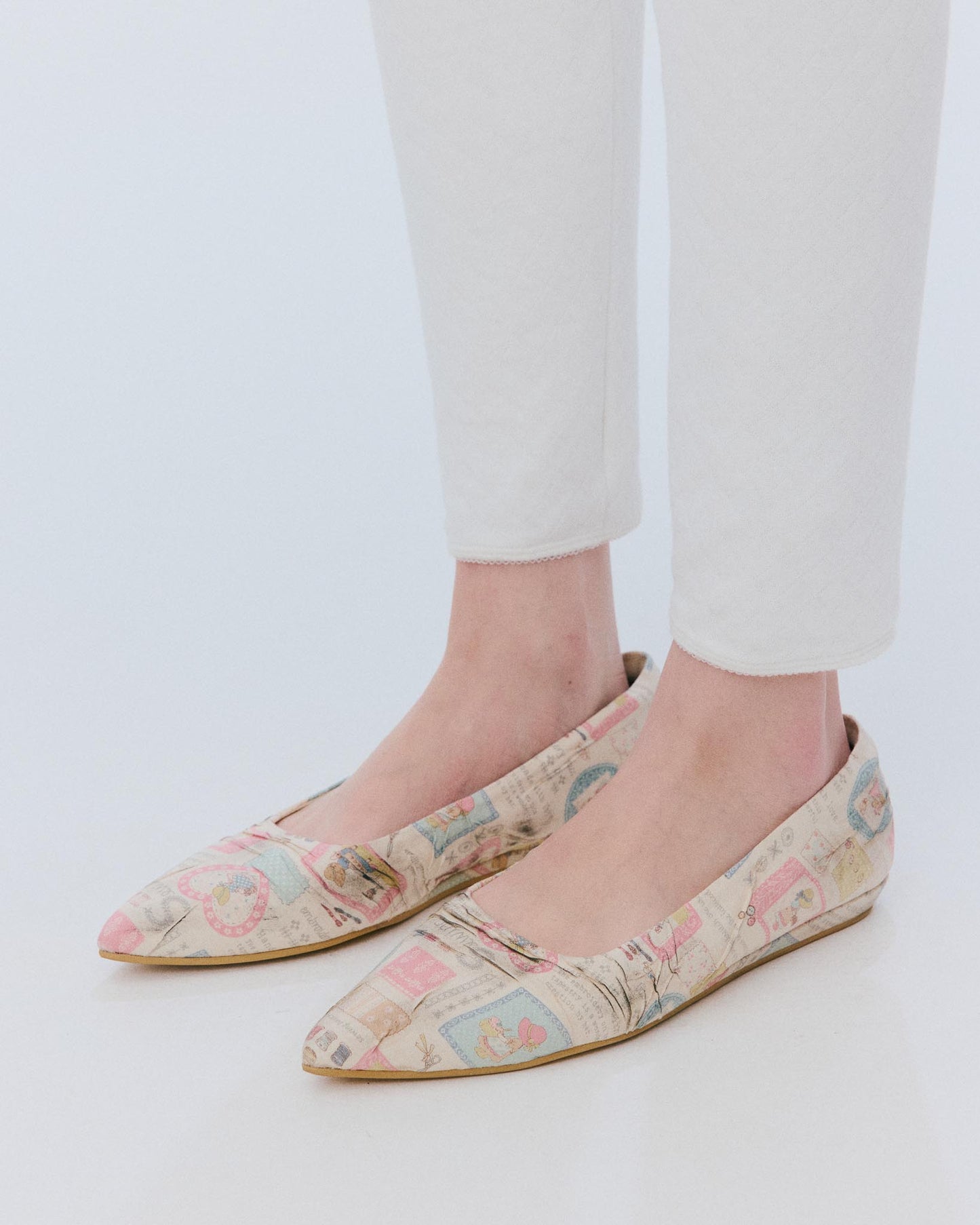 【AW26预订】Mama's Flat / 粉色 / JFAW26SH02