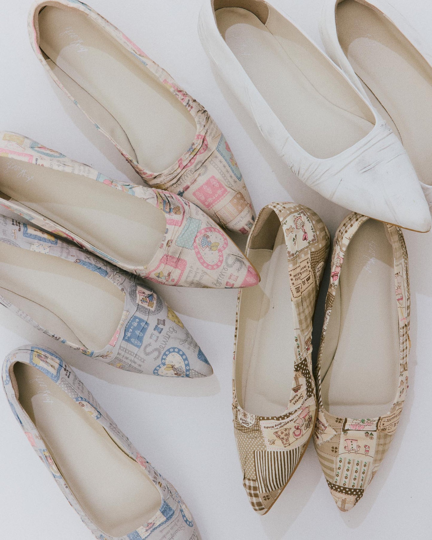 【AW26预购】Mama's Flat / 米色 / JFAW26SH02