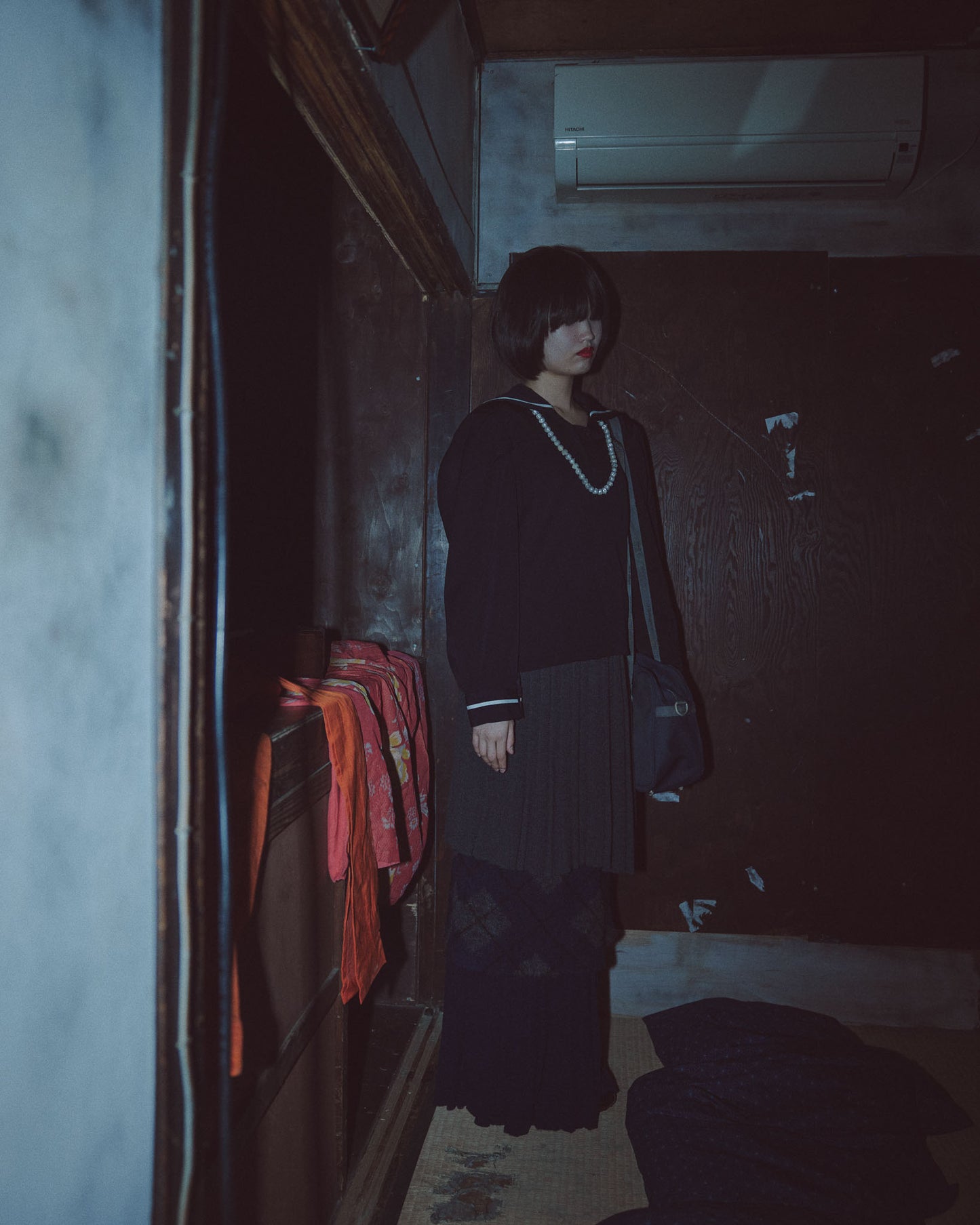 Random Tuck Sailor Shirt / Navy