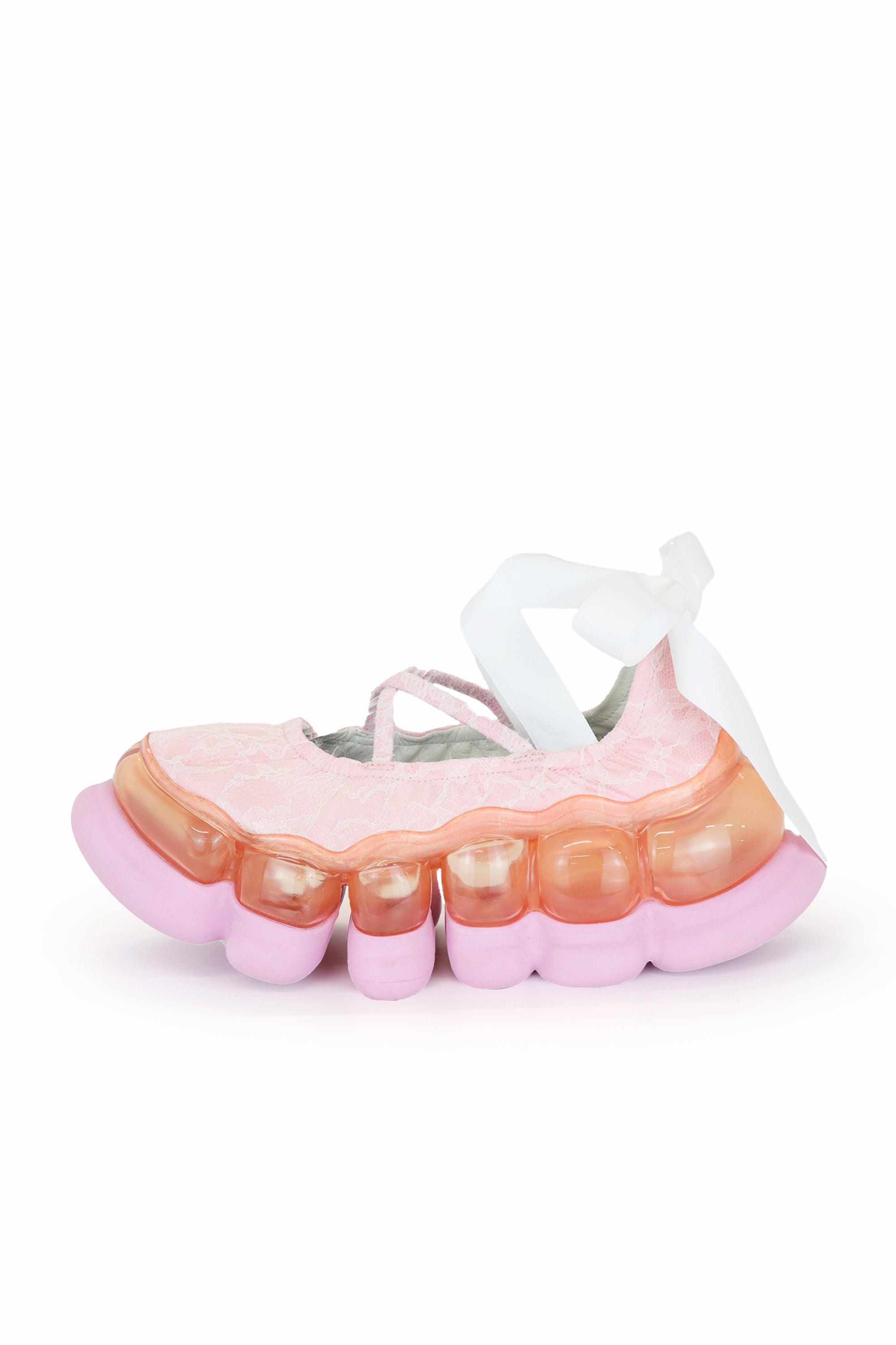 最終値下げ JennyFax grounds mikiosakabe リボン 白 JennyFax Sneaker – MIKIOSAKABE & JennyFax（ミキオサカベ & ジェニー