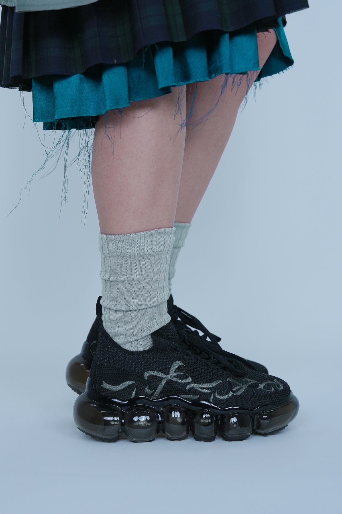 【SS27受注】Jewelry Ribbon Embroidery / Black / MSS27SH01