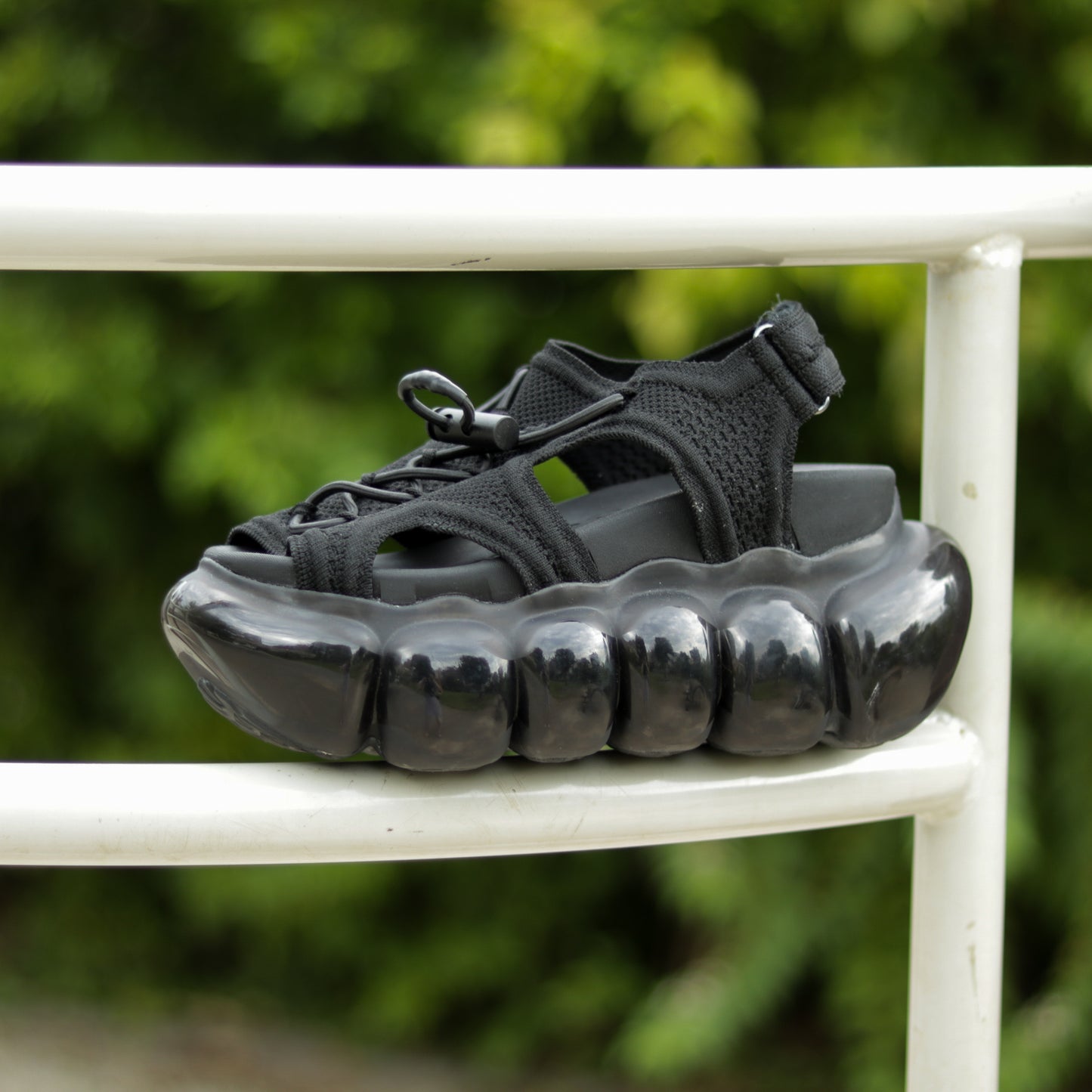 "Jewelry" Bubble Sandal / Black