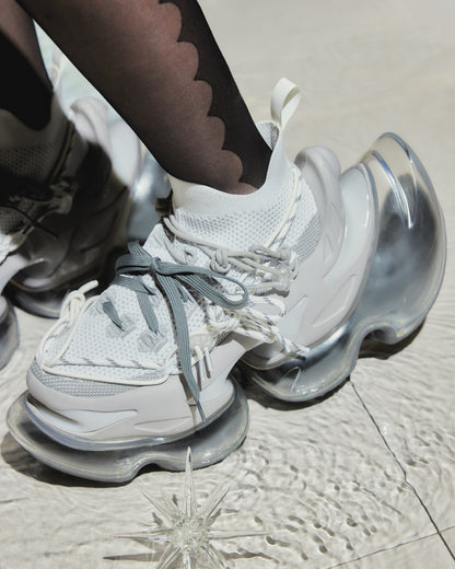 Bounce Confusing / White