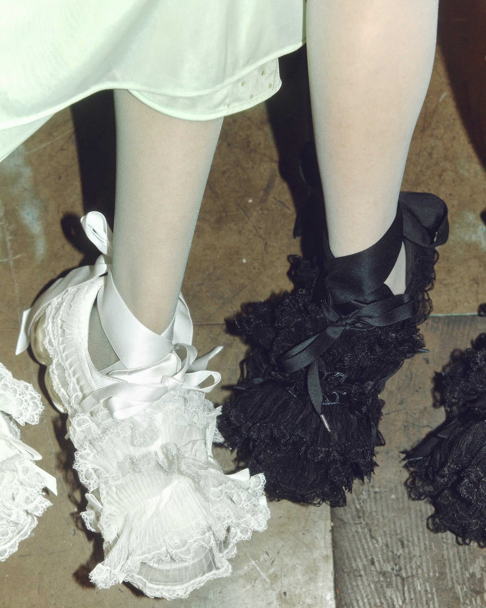 Holiday Campaign 2025 – MIKIOSAKABE & JennyFax（ミキオサカベ