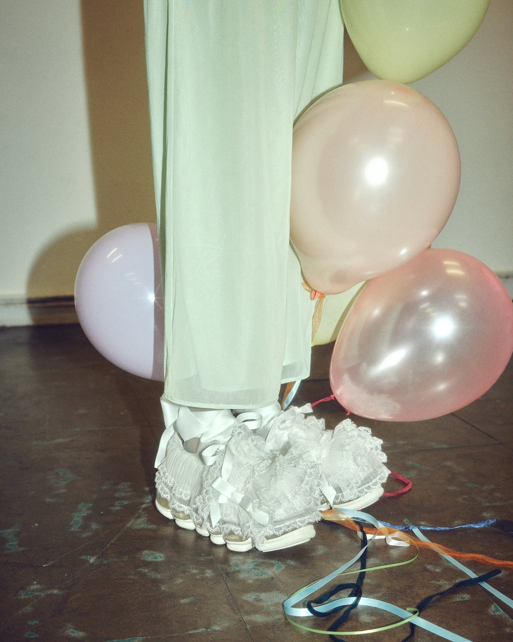 New Jewelry Cake / White – MIKIOSAKABE & JennyFax（ミキオサカベ