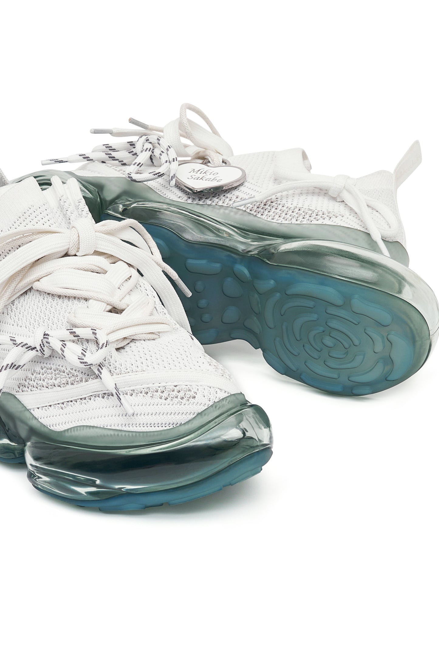 Mirage Confusing Heart / White