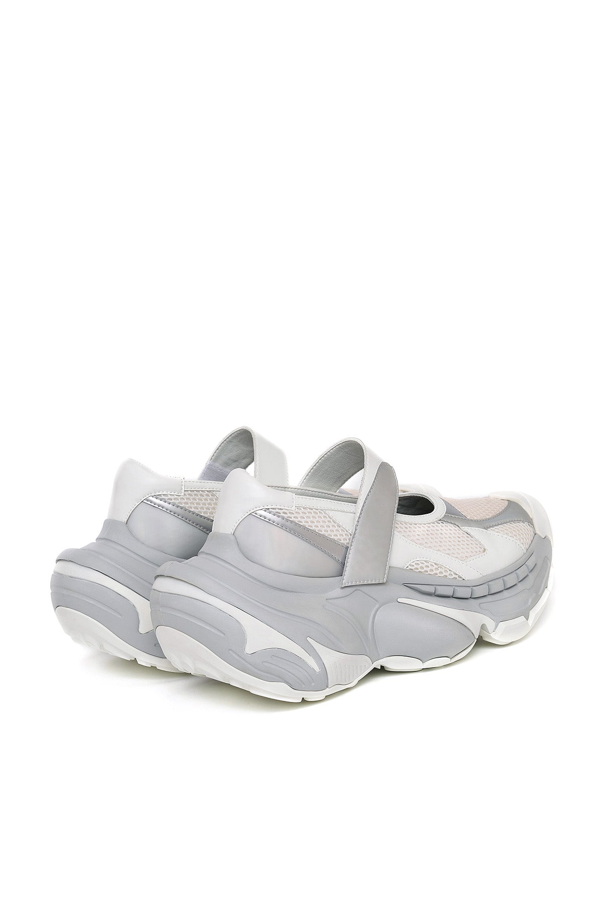 Multiverse Mesh Mary Jane / White