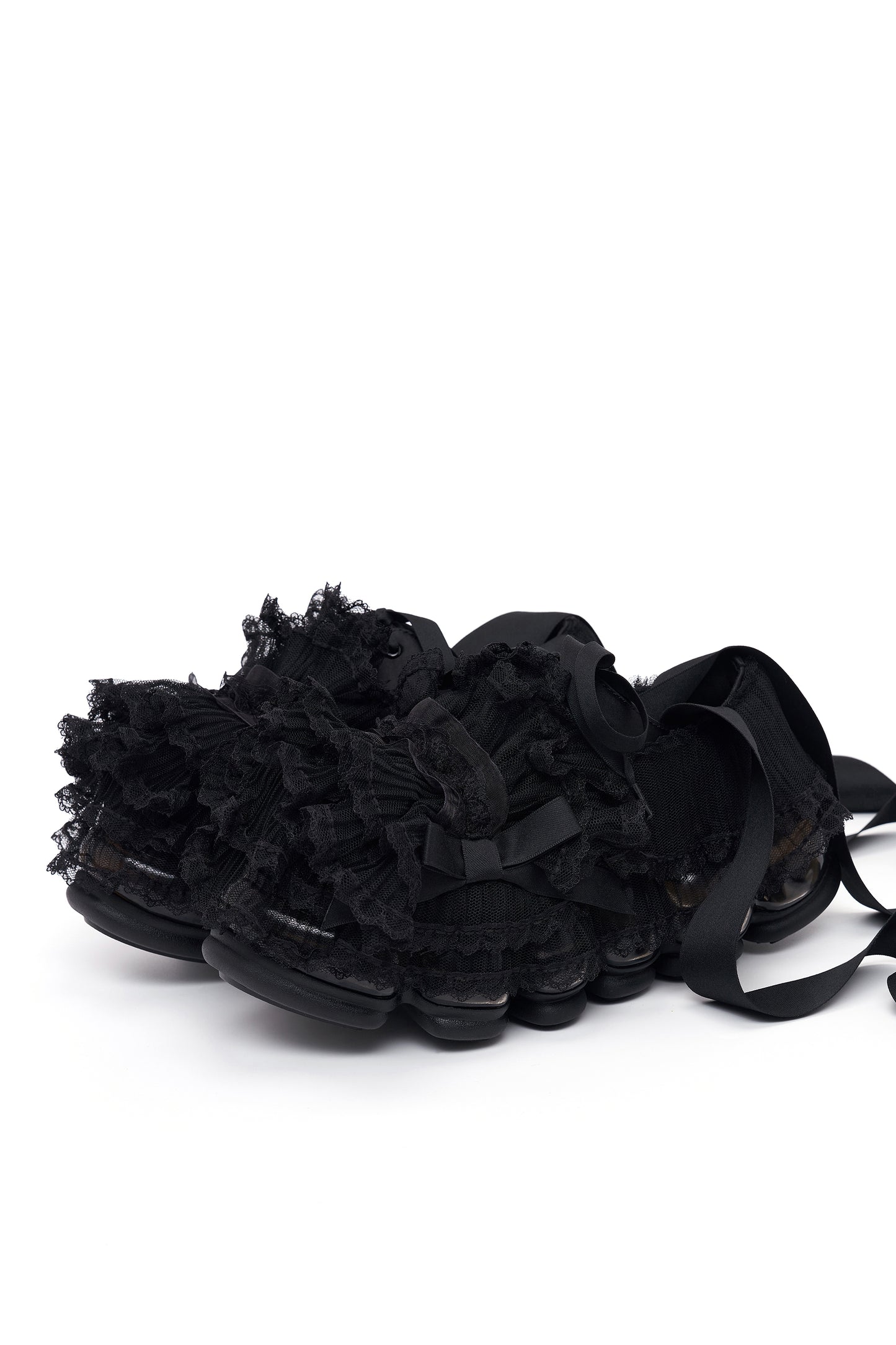 New Jewelry Cake / Black