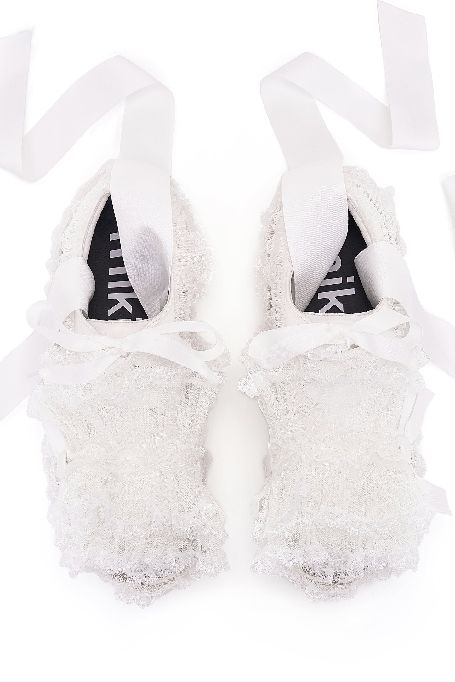 New Jewelry Cake / White