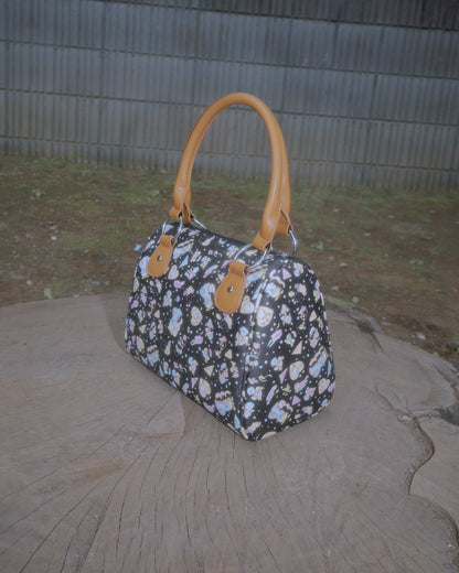 Carryall Bag / Black Cartoon