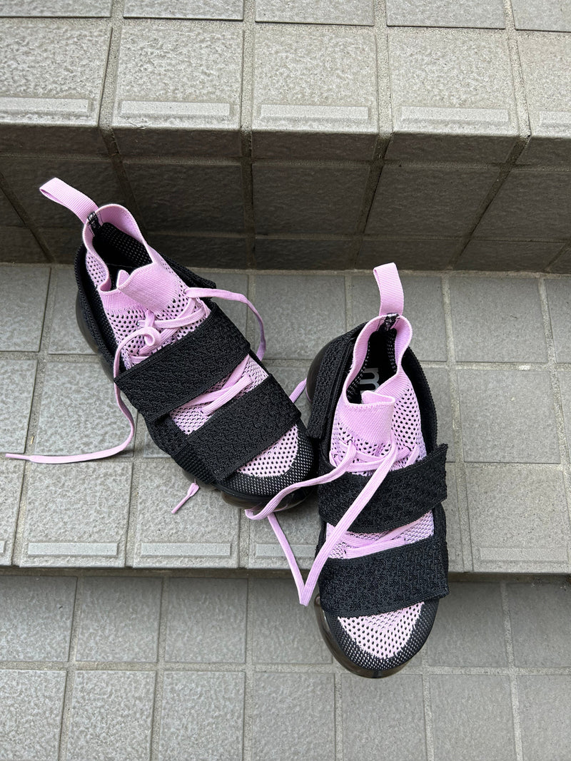 【Gifting】"Jewelry" High Shoes Beltcross / Black Pink