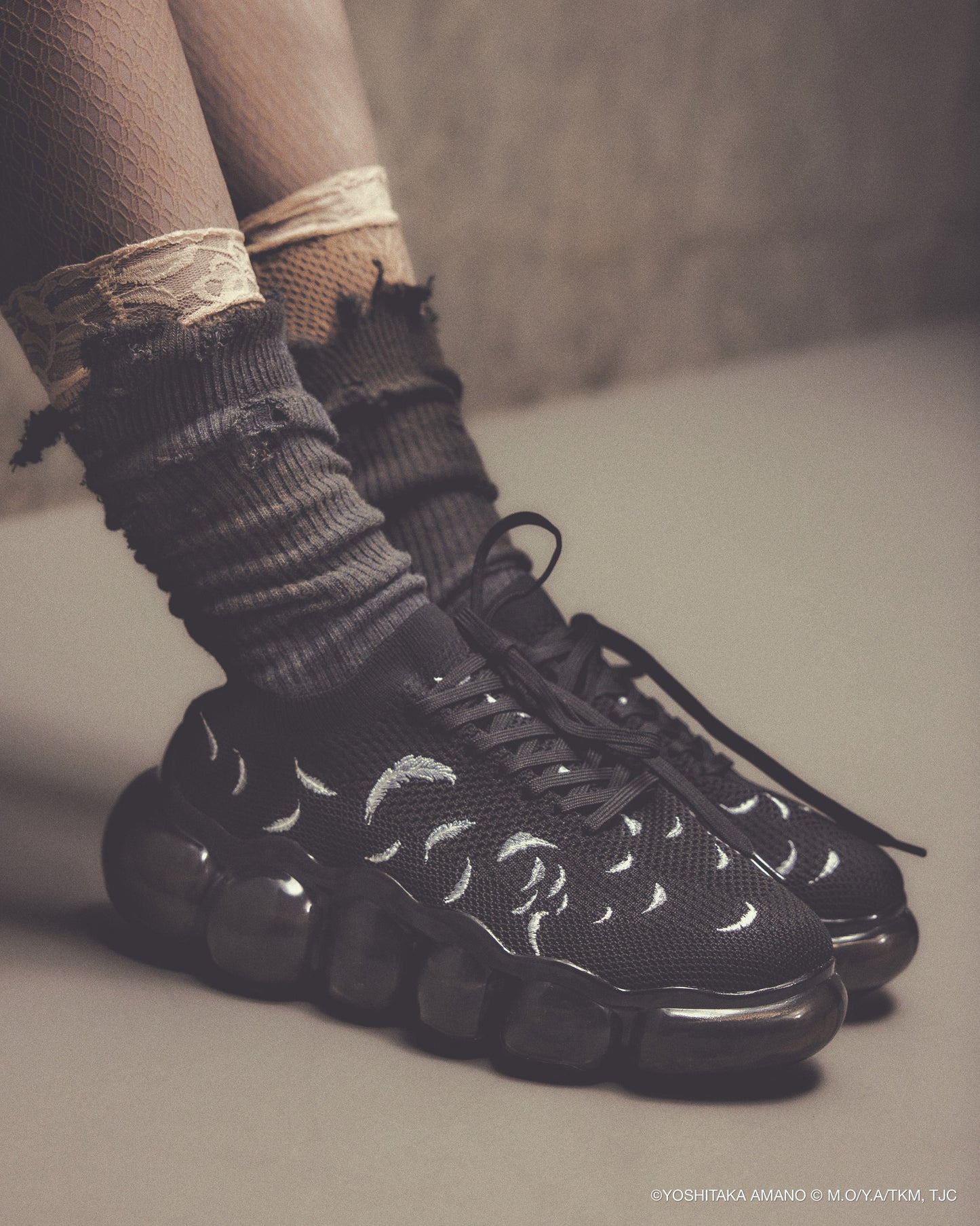 【预购】天使蛋羽毛饰品 / 黑色 / MSTT25SH011