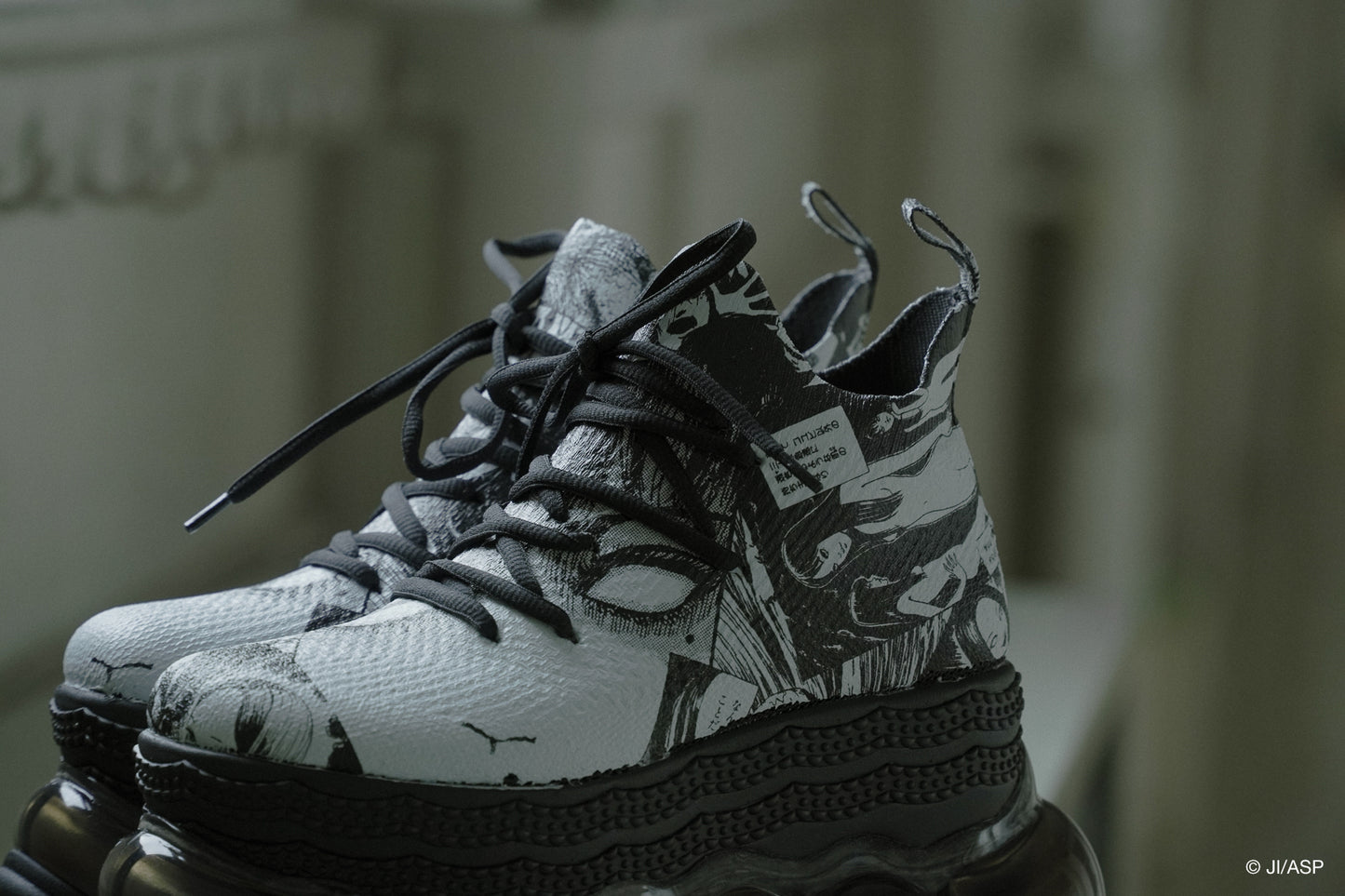 New "Jewelry" Whipper Tomie Collage / Black