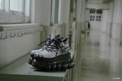 New "Jewelry" Whipper Tomie Collage / Black