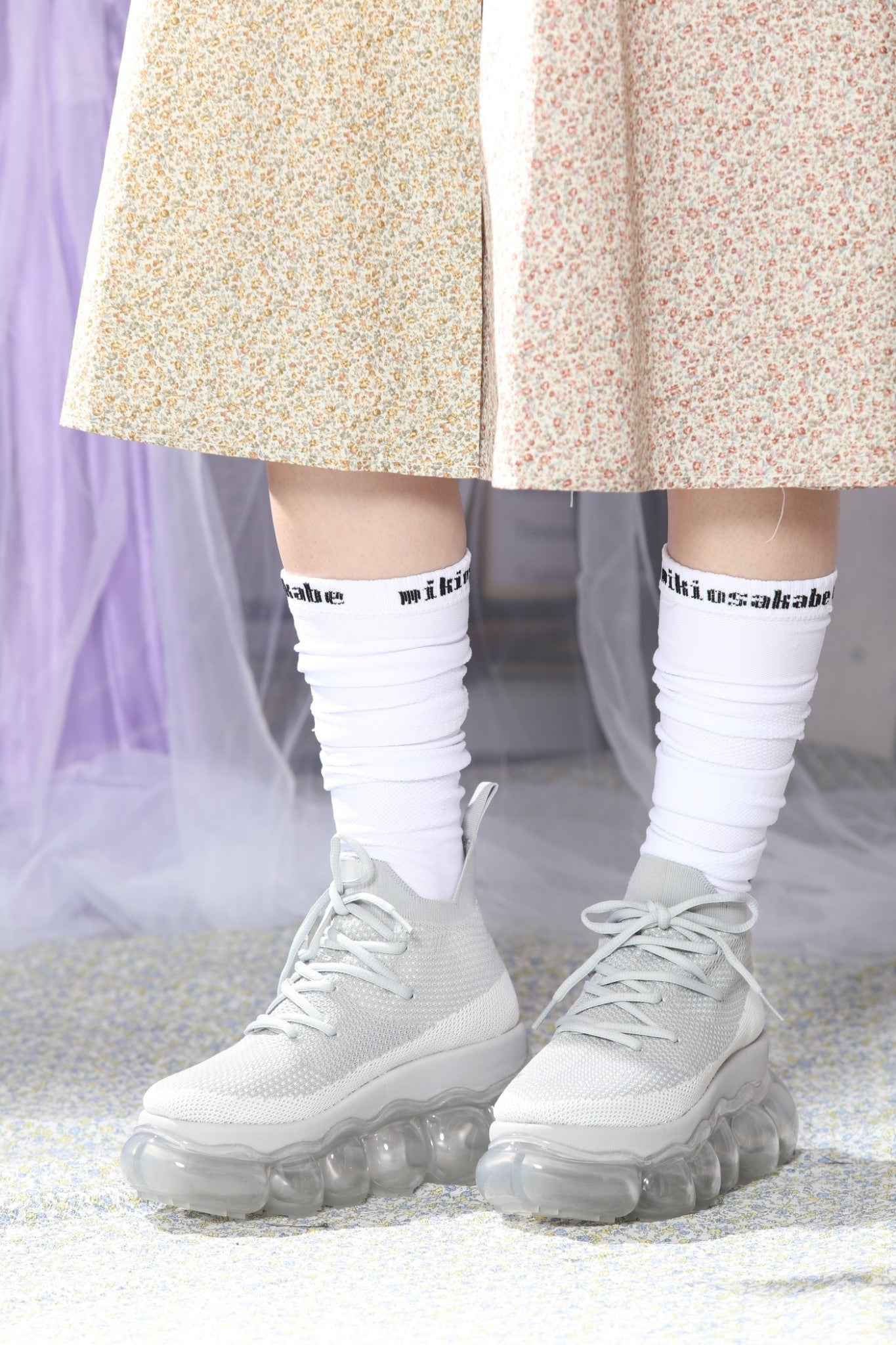 Long Socks – MIKIOSAKABE & JennyFax（ミキオサカベ & ジェニー 