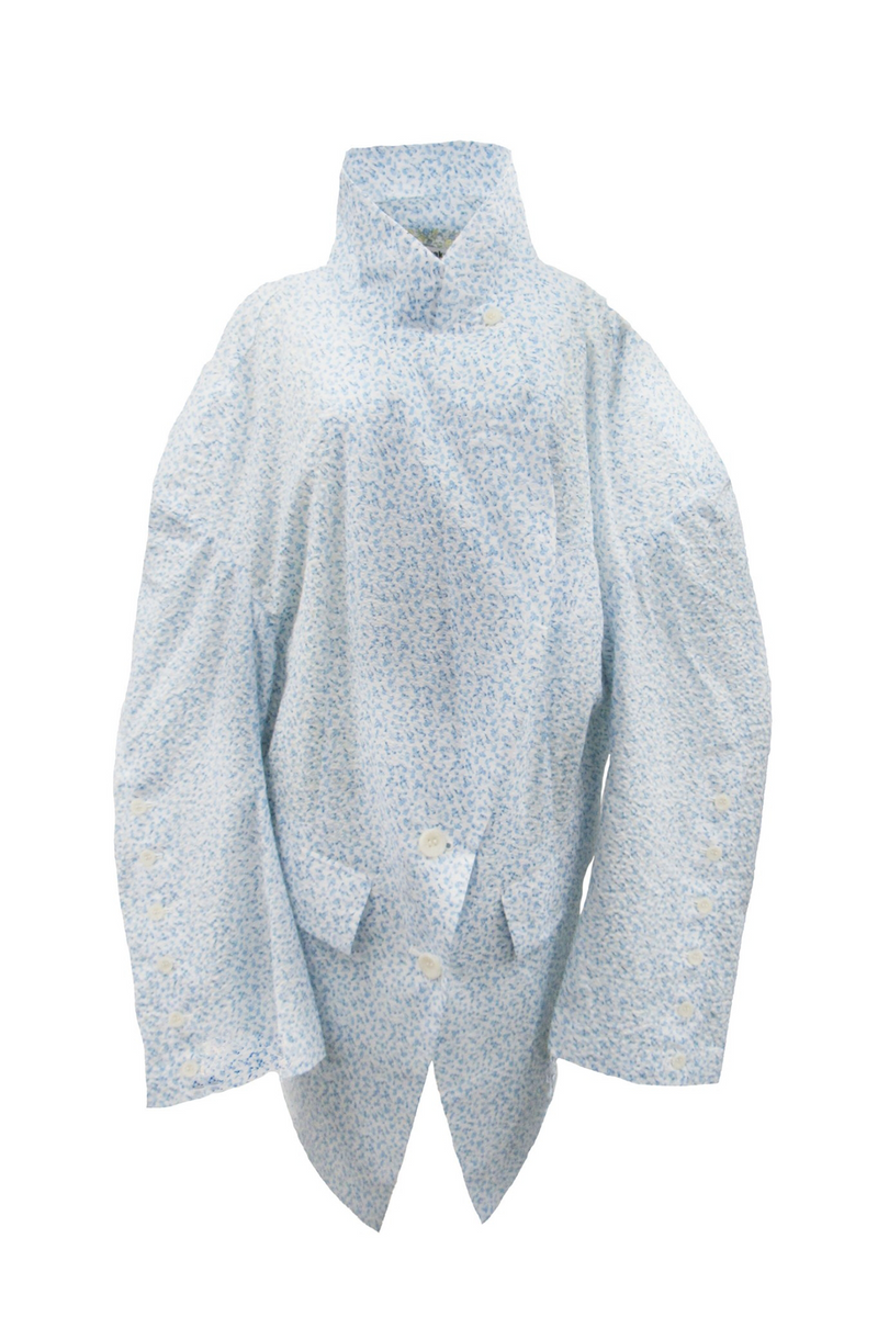 A Bloom's Kiss Coat / Blue Flower