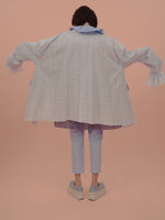 A Bloom's Kiss Coat / Blue Flower